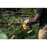 DEWALT 20V MAX* 8 in. Brushless Cordless Pruning Chainsaw Kit with 3 Ah Battery