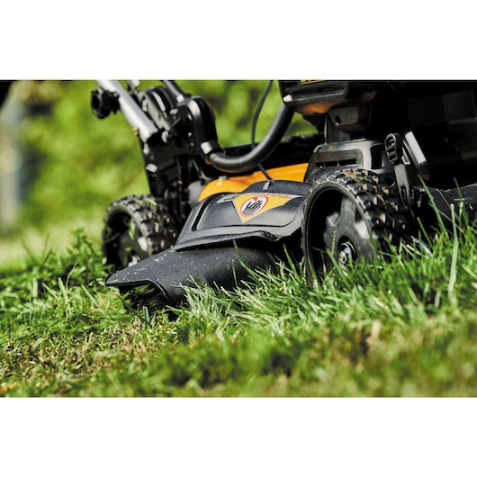 DEWALT 2X 20V MAX* 21-1/2 in Brushless Cordless FWD Self-Propelled Lawn Mower