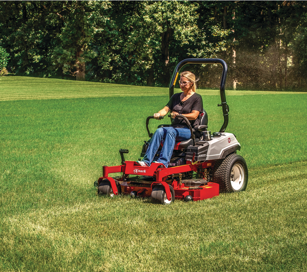 Exmark Radius E-Series with 24.5 HP* Exmark 708CC Engine and 52” UltraCut Series 3 Deck