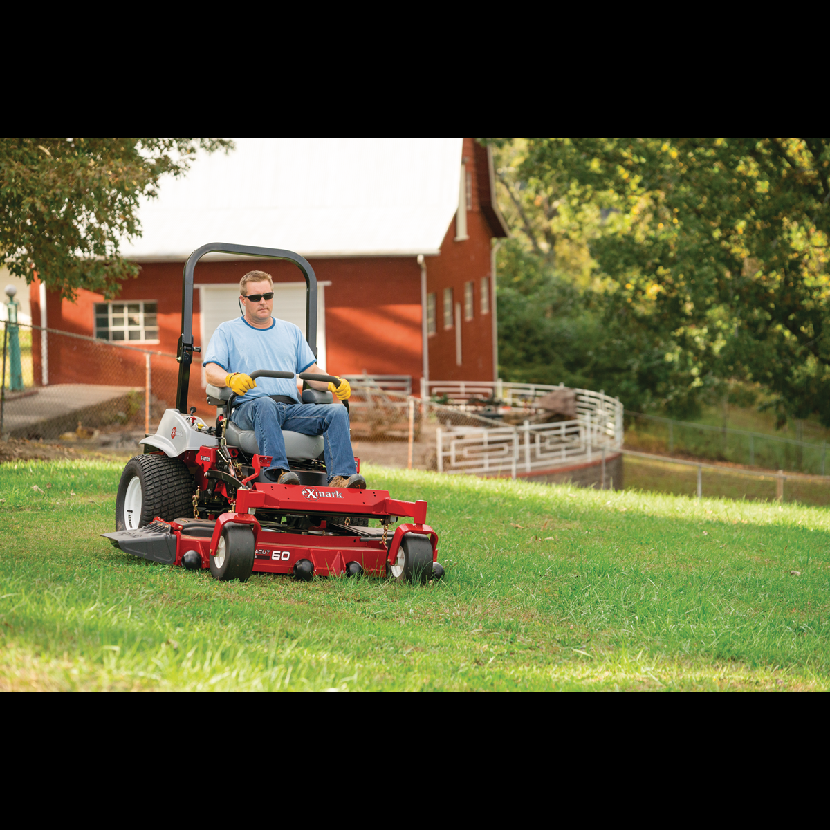 Exmark Lazer Z S-Series with 26.5 HP* Kohler ECV749 Engine and 72" UltraCut Series 4 Deck Exmark Lazer Z S-Series with 26.5 HP* Kohler ECV749 Engine and 72" UltraCut Series 4 Deck